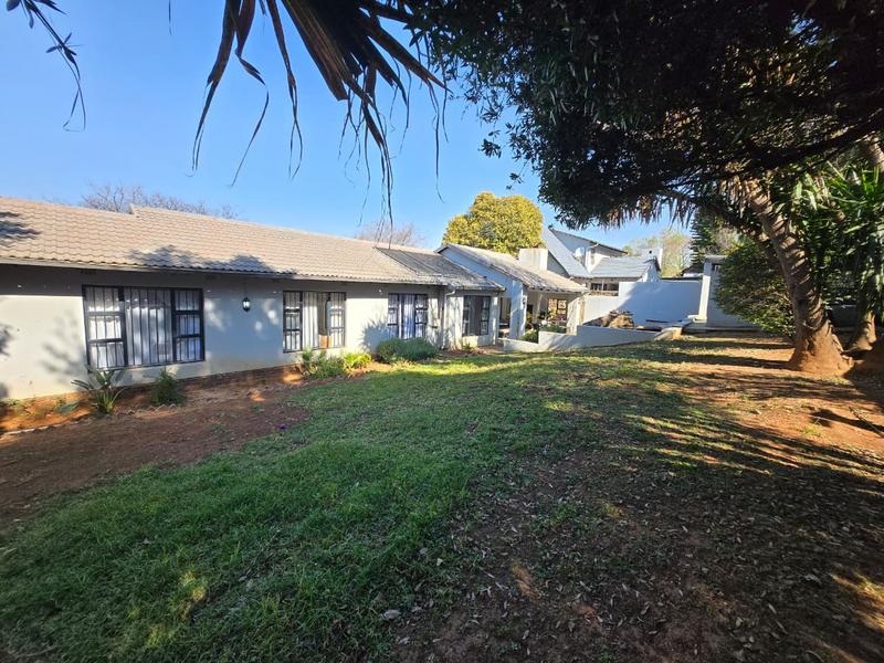 To Let 5 Bedroom Property for Rent in Weltevreden Park Gauteng