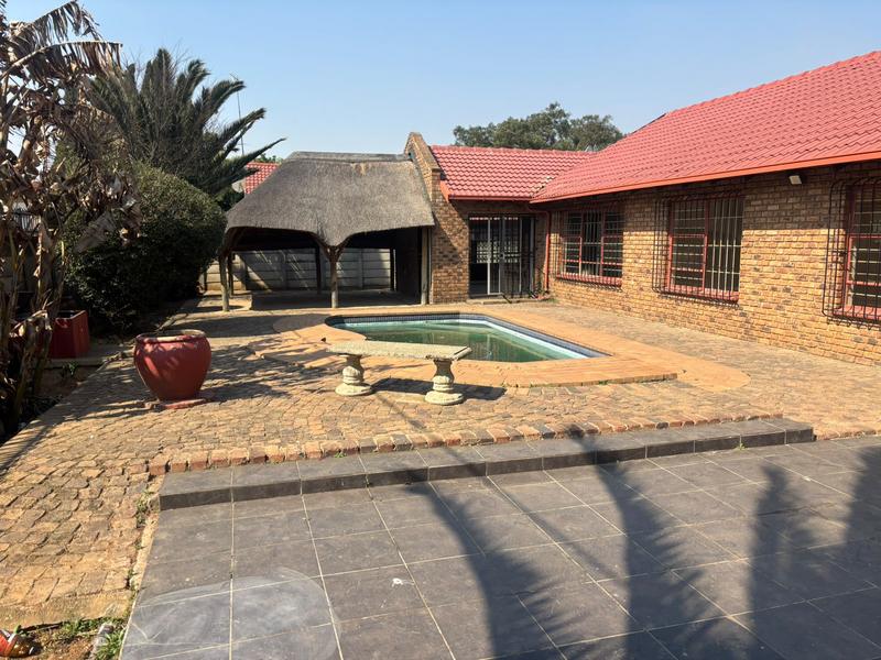 To Let 3 Bedroom Property for Rent in Brakpan Gauteng