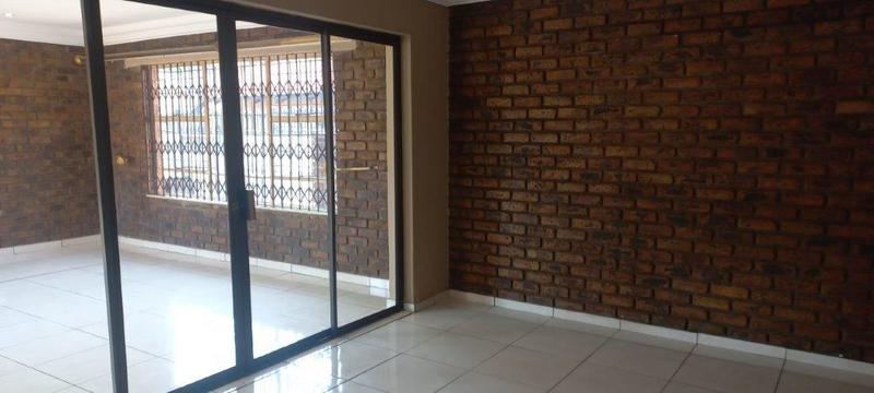 To Let 3 Bedroom Property for Rent in Brakpan Gauteng