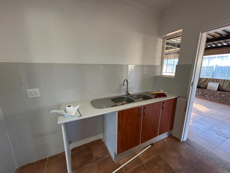 To Let 3 Bedroom Property for Rent in Rooihuiskraal Gauteng