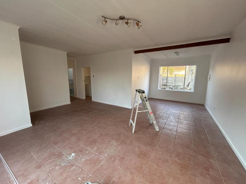 To Let 3 Bedroom Property for Rent in Rooihuiskraal Gauteng