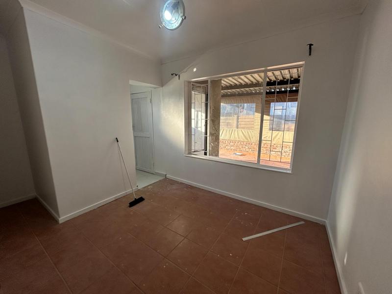 To Let 3 Bedroom Property for Rent in Rooihuiskraal Gauteng