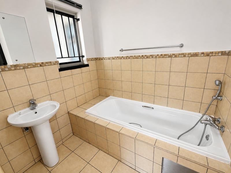 2 Bedroom Property for Sale in Carlswald Gauteng