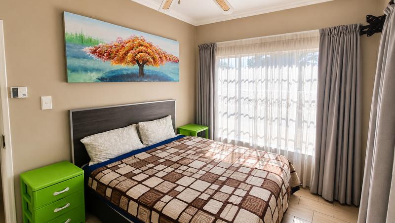 5 Bedroom Property for Sale in Wierda Park Gauteng