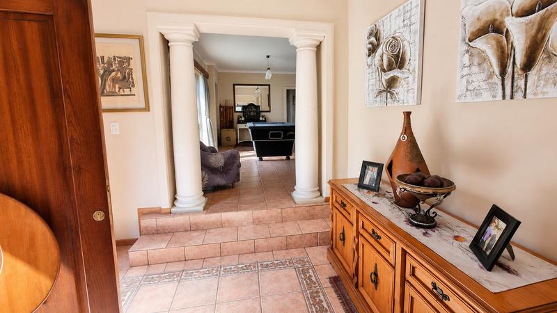 5 Bedroom Property for Sale in Wierda Park Gauteng