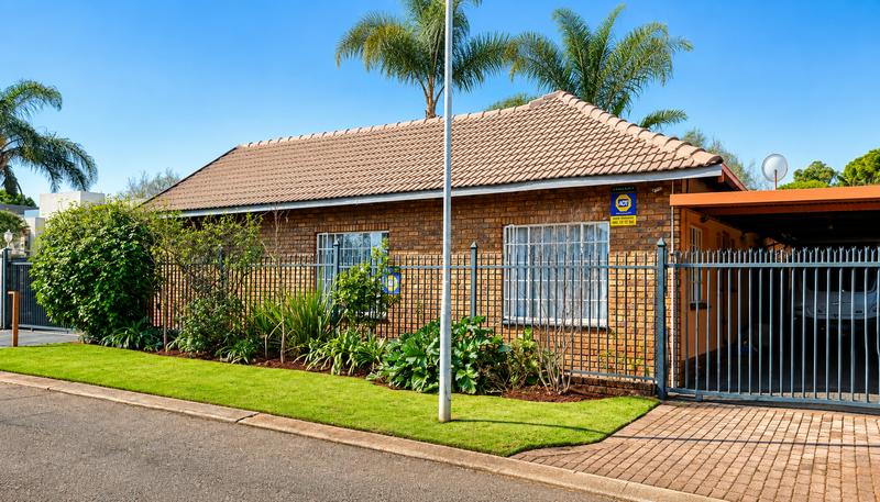 5 Bedroom Property for Sale in Wierda Park Gauteng