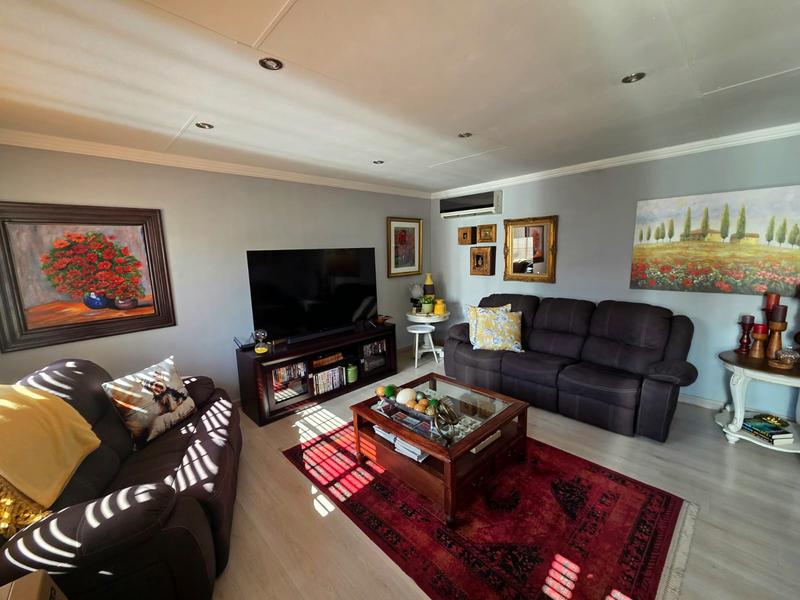 3 Bedroom Property for Sale in Amberfield Gauteng
