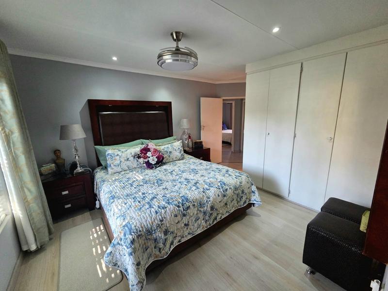 3 Bedroom Property for Sale in Amberfield Gauteng
