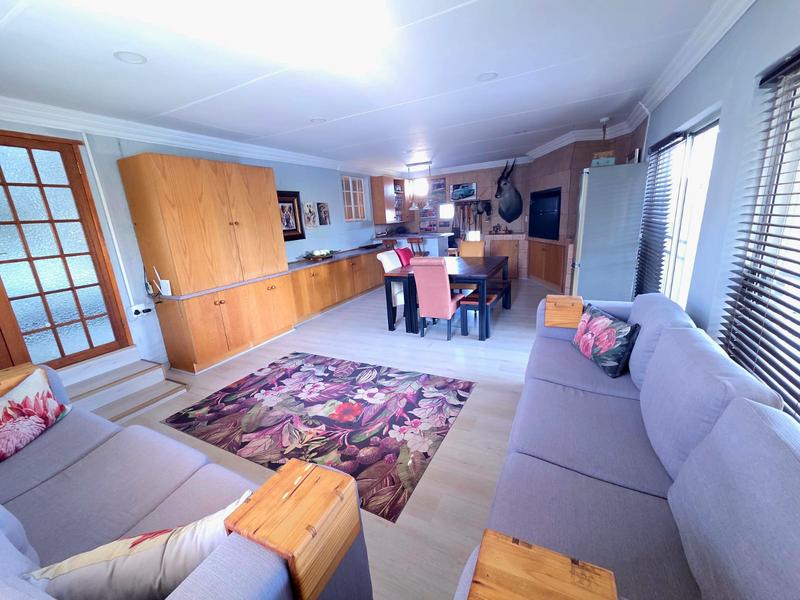 3 Bedroom Property for Sale in Amberfield Gauteng