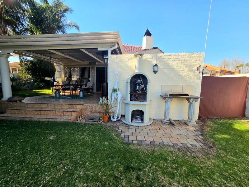3 Bedroom Property for Sale in Amberfield Gauteng