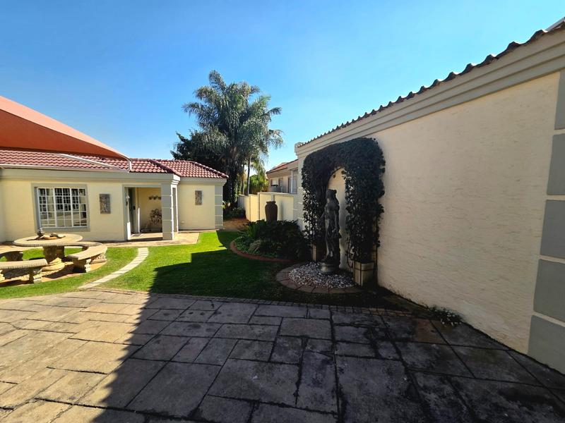 3 Bedroom Property for Sale in Amberfield Gauteng