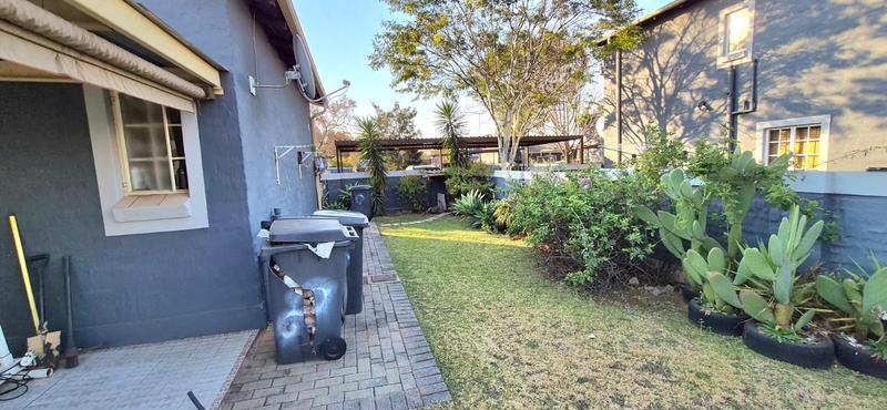 3 Bedroom Property for Sale in Heuwelsig Estate Gauteng