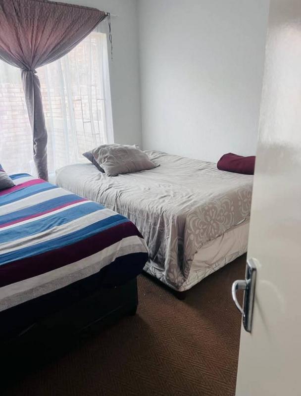 2 Bedroom Property for Sale in Kosmosdal Gauteng