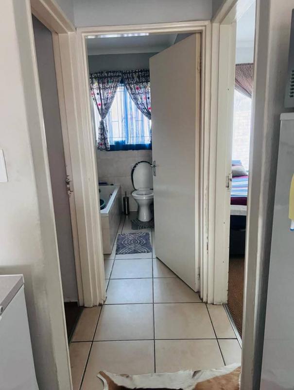 2 Bedroom Property for Sale in Kosmosdal Gauteng