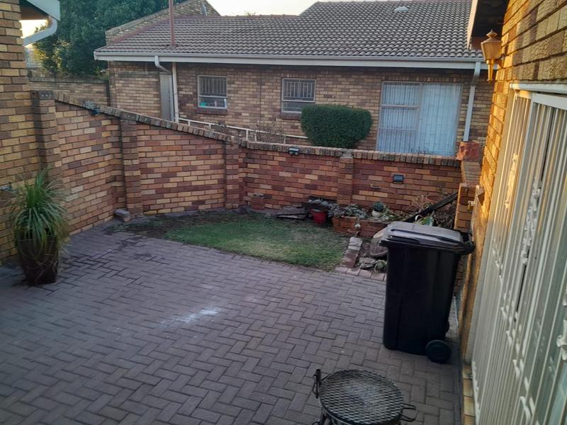 To Let 3 Bedroom Property for Rent in Dalpark Ext 1 Gauteng
