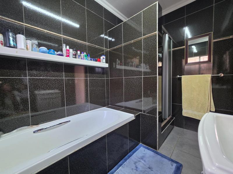 3 Bedroom Property for Sale in Henley on Klip Gauteng