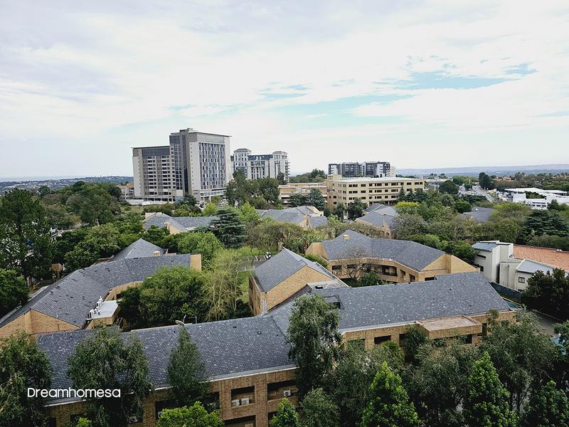 To Let 2 Bedroom Property for Rent in Morningside Gauteng