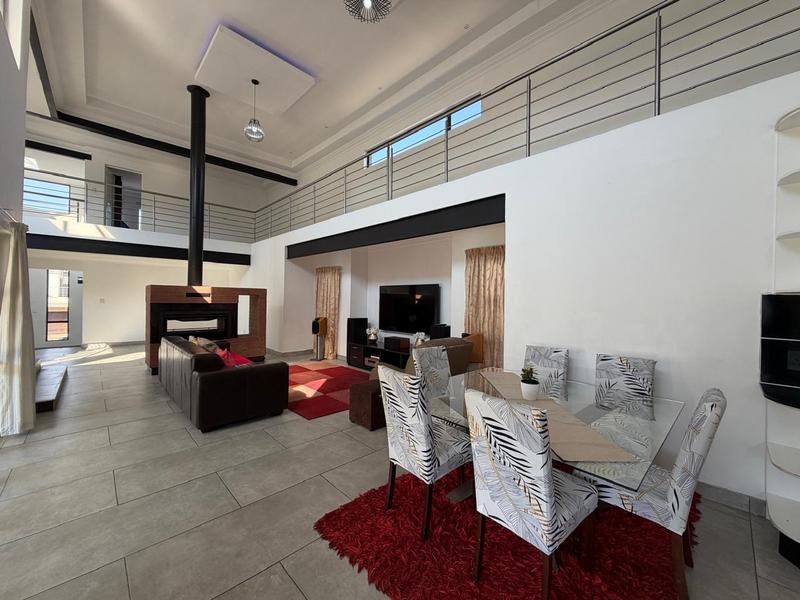 6 Bedroom Property for Sale in Blue Valley Golf Estate Gauteng