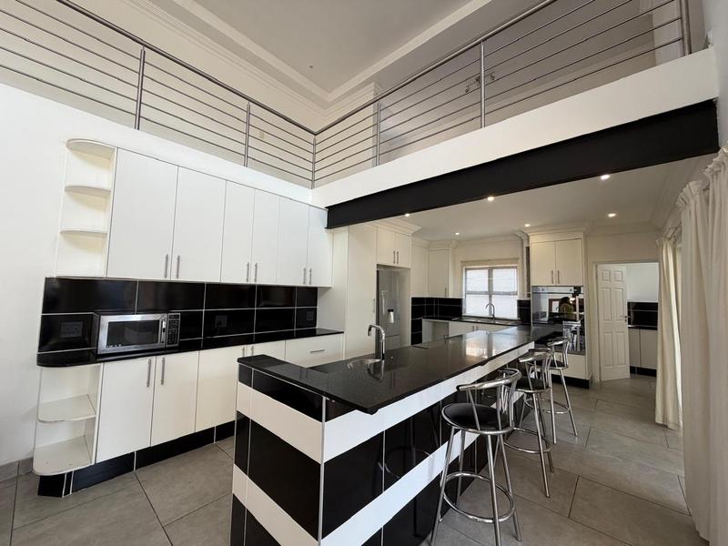 6 Bedroom Property for Sale in Blue Valley Golf Estate Gauteng