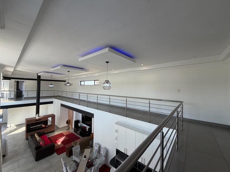 6 Bedroom Property for Sale in Blue Valley Golf Estate Gauteng
