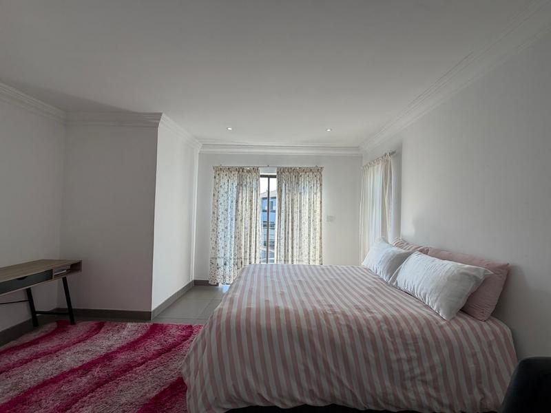 6 Bedroom Property for Sale in Blue Valley Golf Estate Gauteng