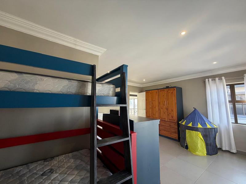 6 Bedroom Property for Sale in Blue Valley Golf Estate Gauteng