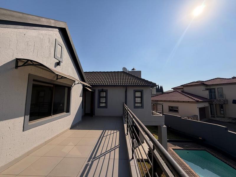 6 Bedroom Property for Sale in Blue Valley Golf Estate Gauteng
