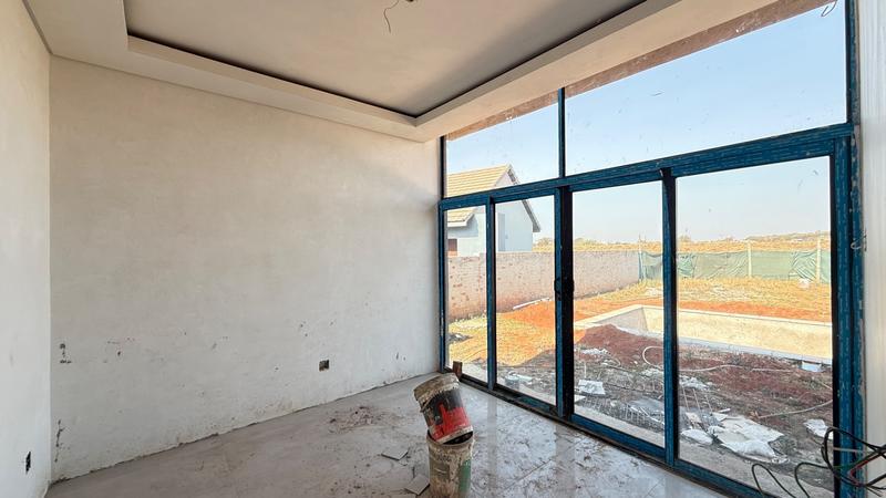 4 Bedroom Property for Sale in Serengeti Lifestyle Estate Gauteng