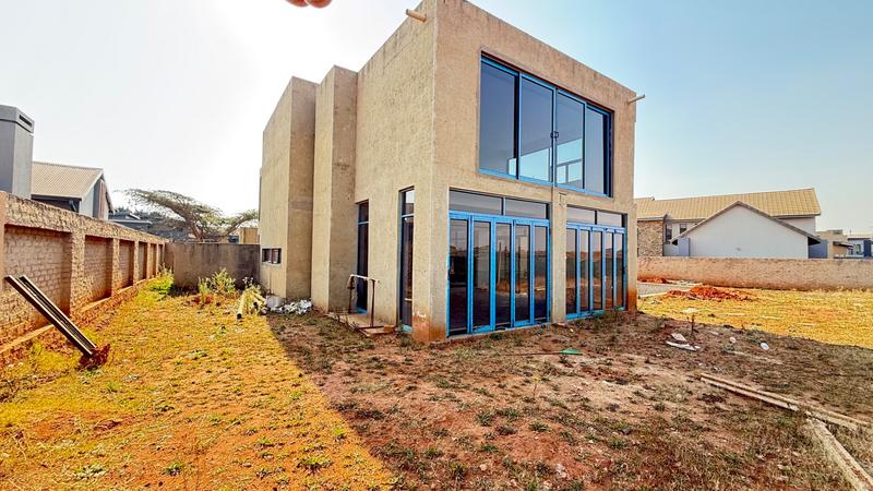 4 Bedroom Property for Sale in Serengeti Lifestyle Estate Gauteng