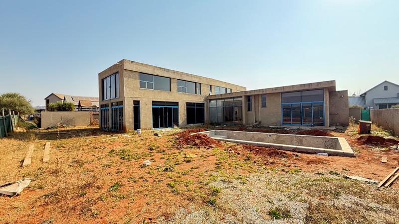 4 Bedroom Property for Sale in Serengeti Lifestyle Estate Gauteng