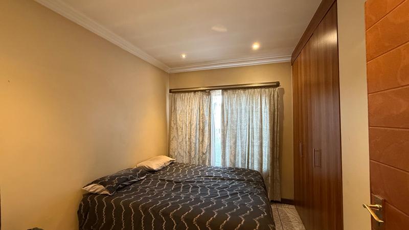 3 Bedroom Property for Sale in Thatch Hill Estate Gauteng