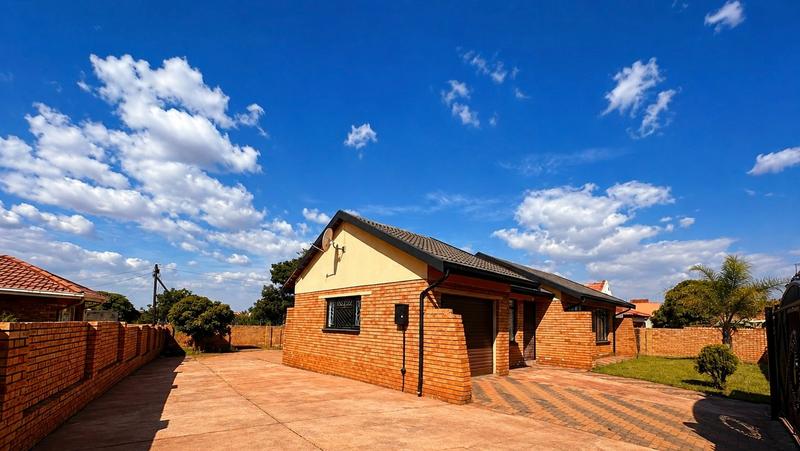 3 Bedroom Property for Sale in Soshanguve Gauteng