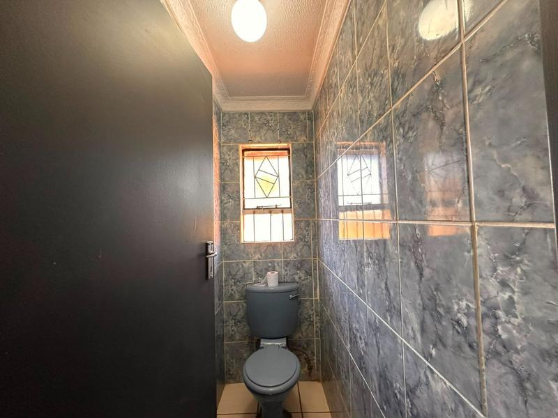 3 Bedroom Property for Sale in Soshanguve Gauteng