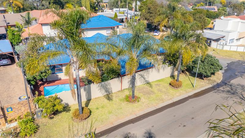 4 Bedroom Property for Sale in Garsfontein Ext 11 Gauteng