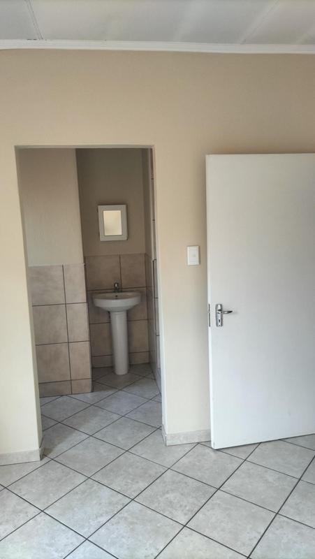 To Let 1 Bedroom Property for Rent in Elspark Gauteng