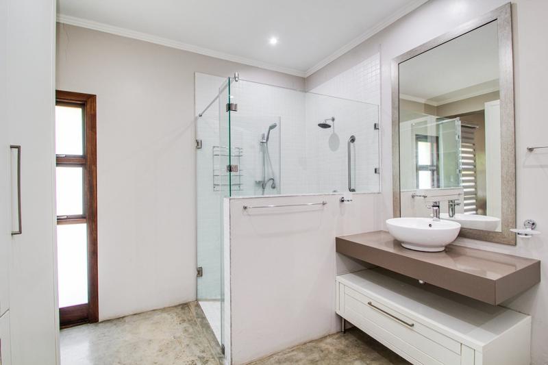 2 Bedroom Property for Sale in Dainfern Gauteng