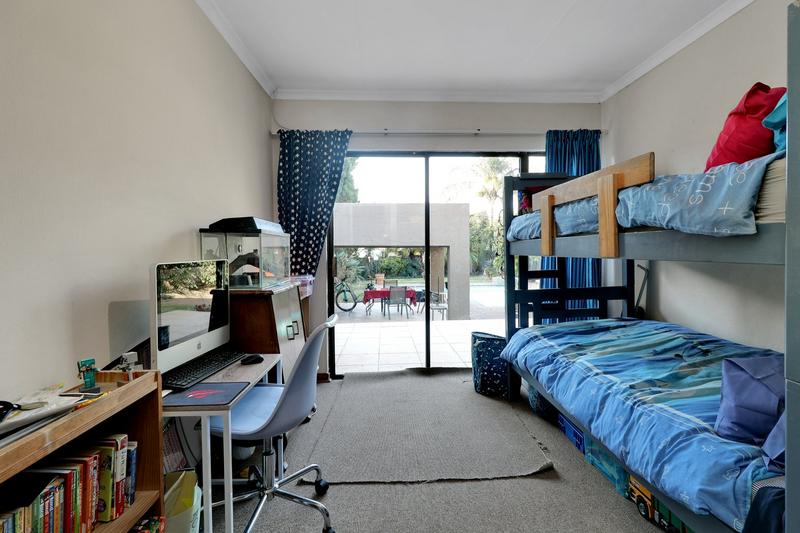 To Let 4 Bedroom Property for Rent in Fourways Gardens Gauteng