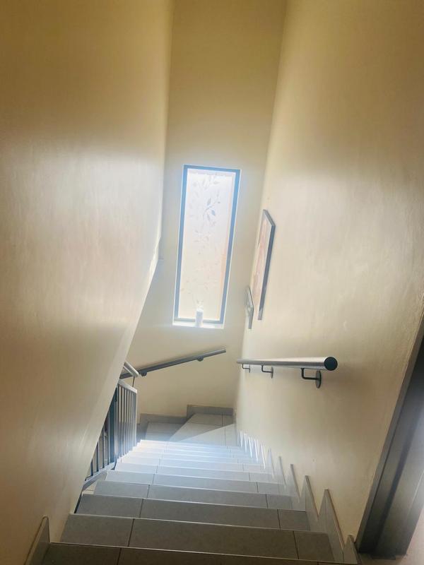 4 Bedroom Property for Sale in Clayville Gauteng
