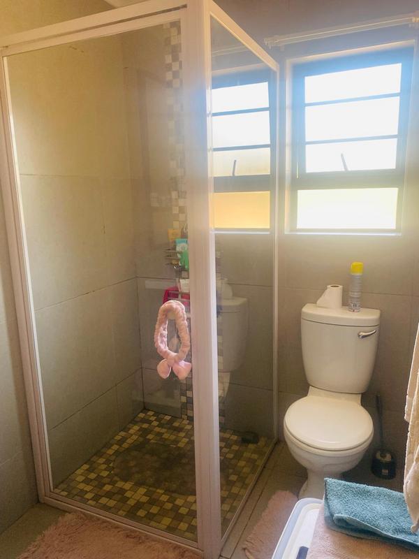 4 Bedroom Property for Sale in Clayville Gauteng