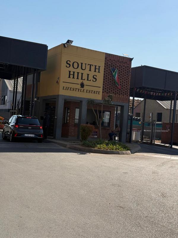 3 Bedroom Property for Sale in Blue Hills Gauteng