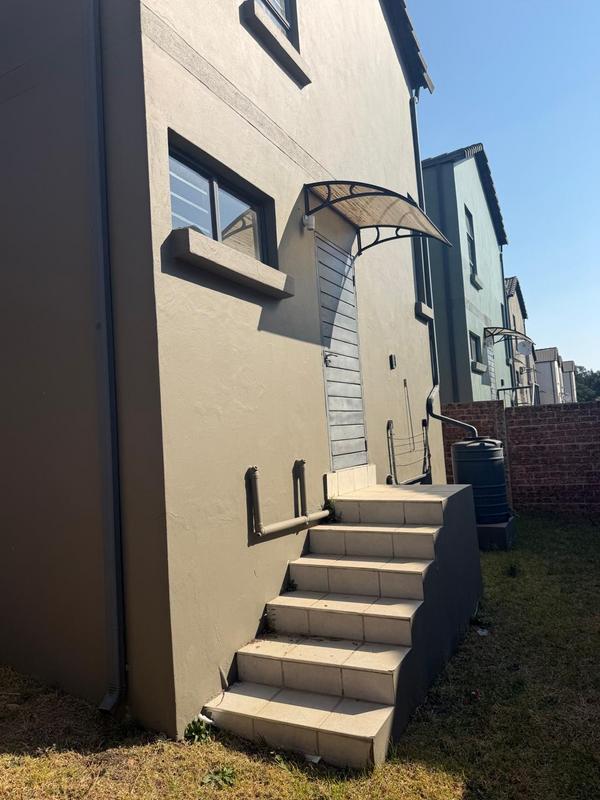 3 Bedroom Property for Sale in Blue Hills Gauteng