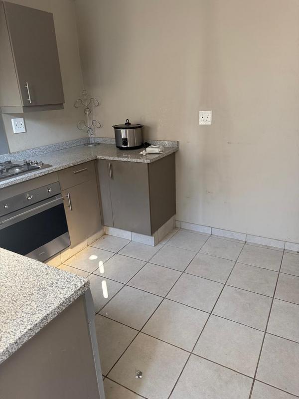 3 Bedroom Property for Sale in Blue Hills Gauteng