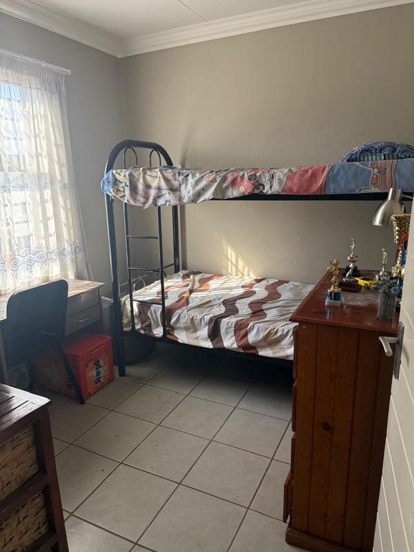 3 Bedroom Property for Sale in Blue Hills Gauteng