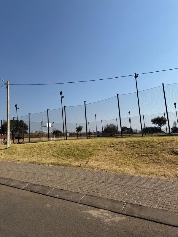 3 Bedroom Property for Sale in Blue Hills Gauteng