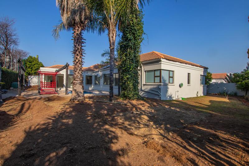 To Let 4 Bedroom Property for Rent in Dainfern Gauteng