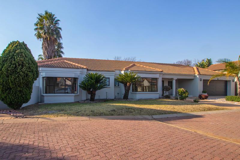 To Let 4 Bedroom Property for Rent in Dainfern Gauteng