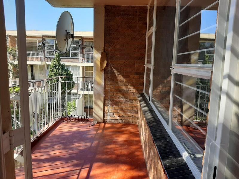 To Let 2 Bedroom Property for Rent in Lyndhurst Gauteng