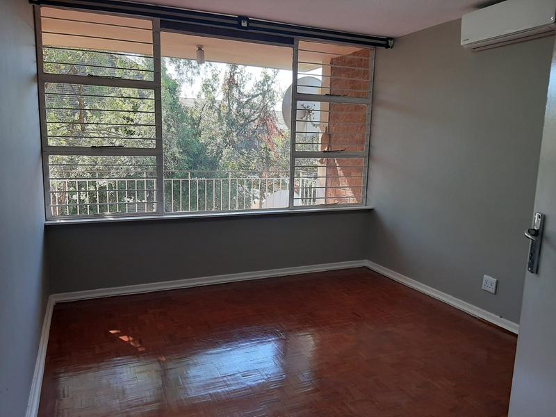 To Let 2 Bedroom Property for Rent in Lyndhurst Gauteng