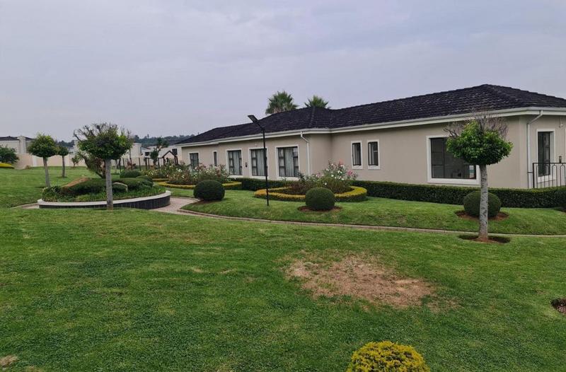 To Let 2 Bedroom Property for Rent in Fourways Gauteng