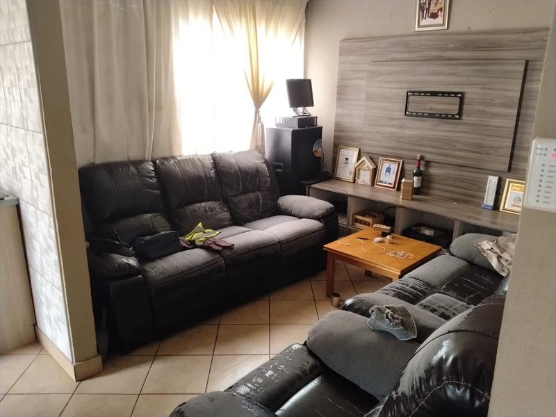 2 Bedroom Property for Sale in Modderbee Gauteng